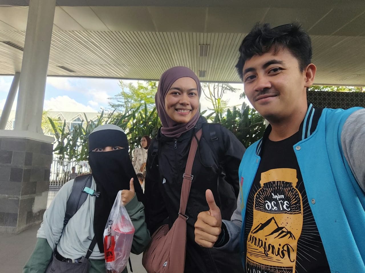 Highland adventure on the slopes of Mount Rinjani and cool pine hills of Sembalun.
